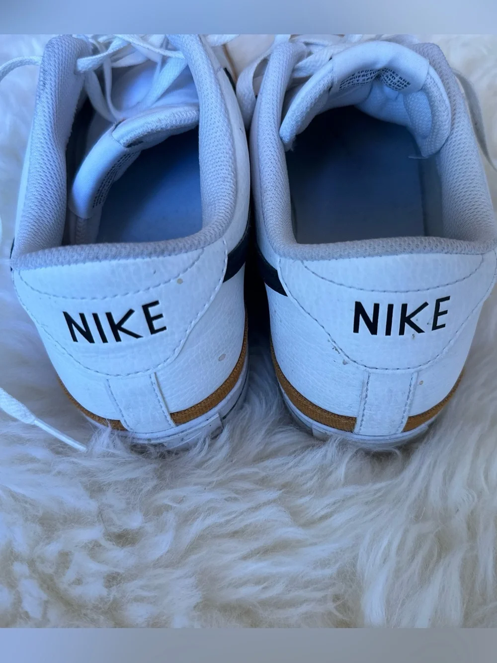 Nike Men’s White, Brown & Black Low-Top Sneakers